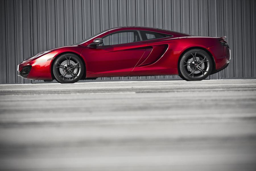  McLaren MP4-12C 2009 года  (фото 223 из 268)